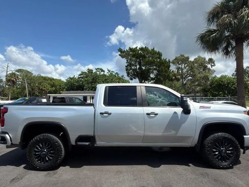 Used 2023 Chevrolet Silverado 3500 W/T AWD/4WD image 4