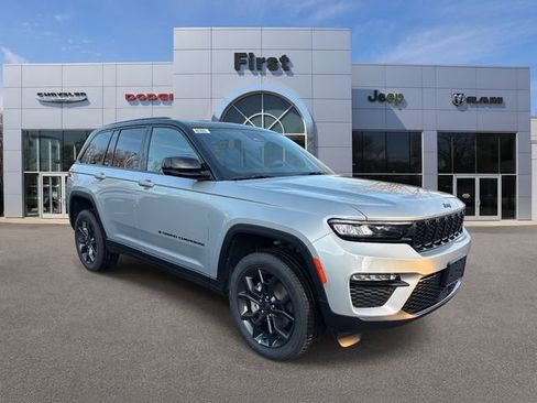 New 2025 Jeep Grand Cherokee Limited AWD/4WD image 1