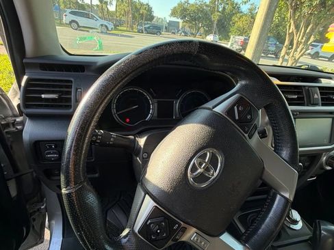 Used 2016 Toyota 4Runner SR5 Premium AWD/4WD image 15