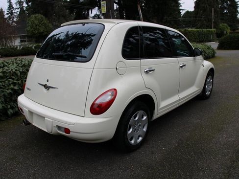 Used 2007 Chrysler PT Cruiser image 3