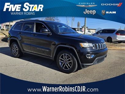 Used 2020 Jeep Grand Cherokee Laredo w/ 18" Wheel & 8.4" Radio Group