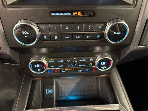 Used 2020 Ford Expedition Max Platinum AWD/4WD image 13