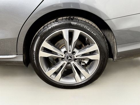 Used 2021 Mercedes-Benz C 300 4MATIC Sedan image 30