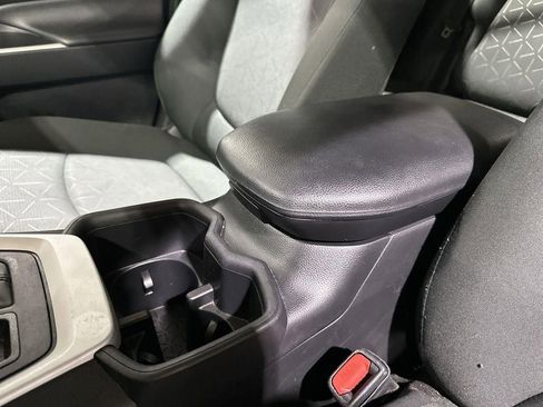 Used 2024 Toyota RAV4 XLE image 22