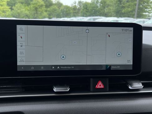 New 2026 Kia Carnival EX FWD image 23