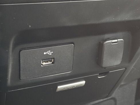 Used 2018 Ford F250 XLT image 28