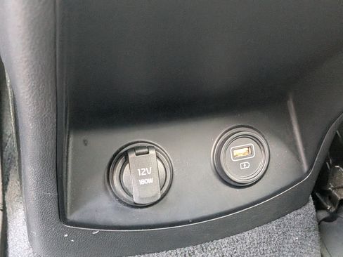 Used 2021 Kia Sorento LX FWD image 15