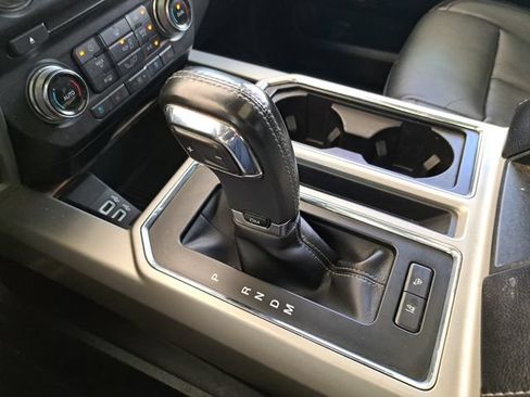 Used 2018 Ford F150 Lariat w/ Equipment Group 502A Luxury AWD/4WD image 16