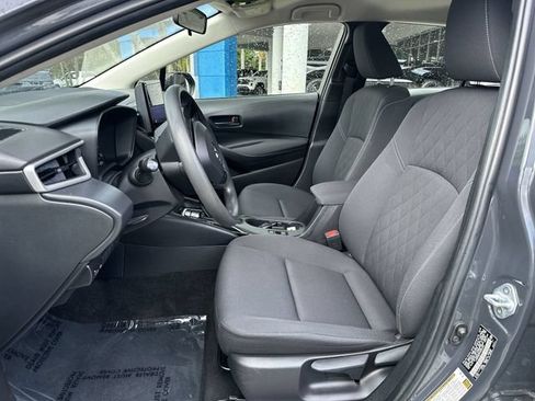 Used 2023 Toyota Corolla LE w/ LE Convenience Package FWD image 30