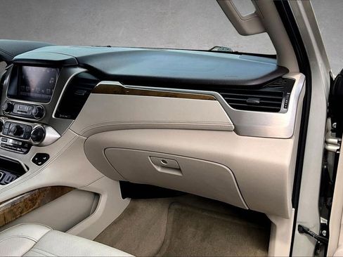 Used 2016 GMC Yukon Denali w/ Open Road Package image 31