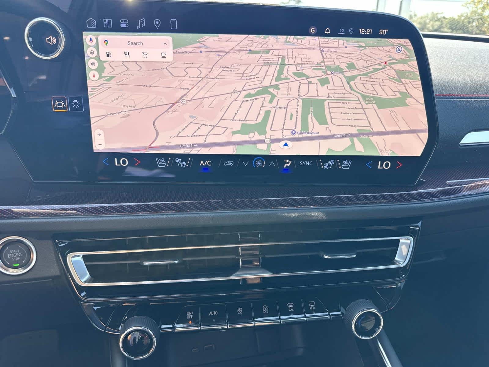 New 2027 Chevrolet Traverse RS w/ LPO, Floor Liner Package FWD image 16