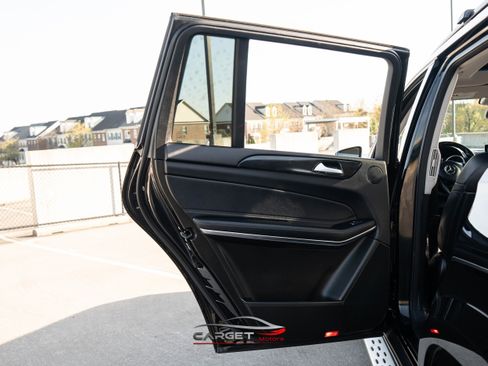 Used 2018 Mercedes-Benz GLS 550 4MATIC w/ Driver Assistance Package image 46