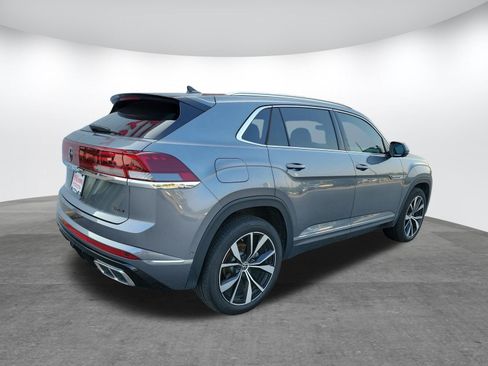 Used 2024 Volkswagen Atlas Cross Sport SEL Premium R-Line AWD/4WD image 5