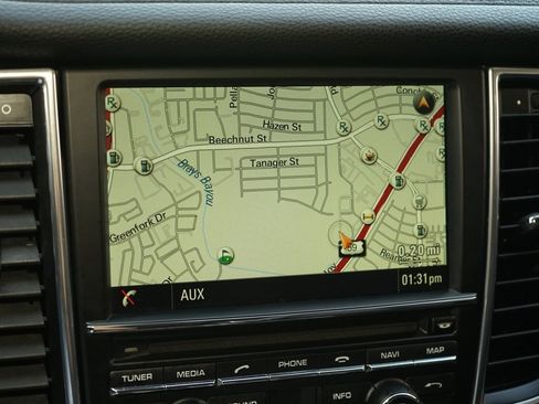 Used 2014 Porsche Panamera S image 14