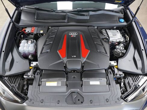 Used 2026 Audi RS Q8 performance AWD/4WD image 39