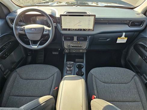 New 2025 Ford Maverick XLT w/ Black Appearance Package image 10