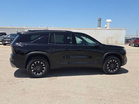 Used 2026 Chevrolet Traverse Z71 AWD/4WD image 9