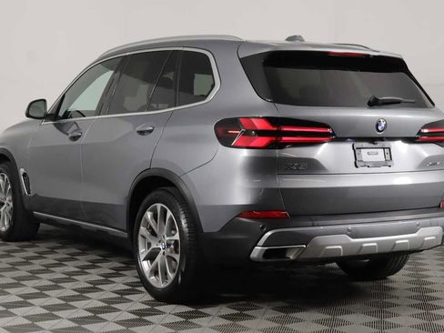 Used 2024 BMW X5 xDrive40i w/ Parking Assistance Package AWD/4WD image 3