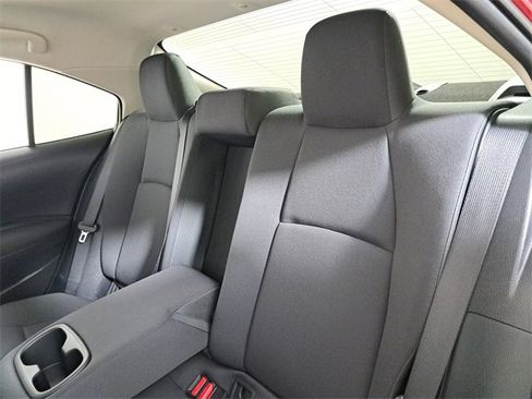 Used 2022 Toyota Corolla LE image 13