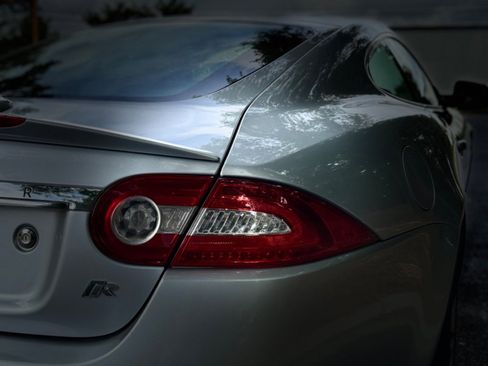 Used 2011 Jaguar XKR R image 22