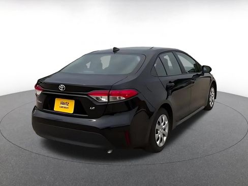 Used 2025 Toyota Corolla LE FWD image 13