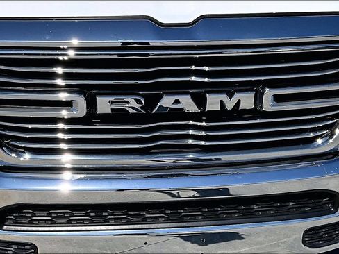 Certified 2022 RAM 1500 Laramie AWD/4WD image 30