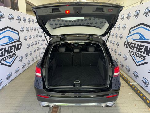 Used 2019 Mercedes-Benz GLC 300 4MATIC image 17