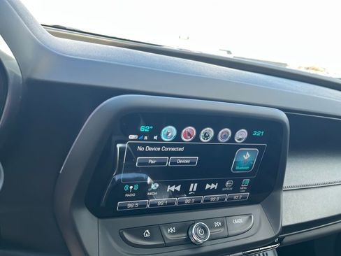 Used 2017 Chevrolet Camaro SS image 14