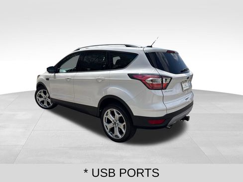 Used 2017 Ford Escape Titanium w/ Equipment Group 301A AWD/4WD image 3