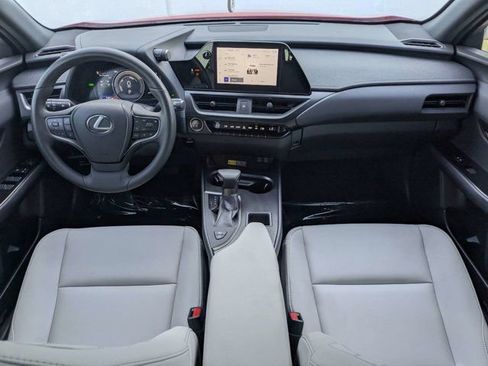 Used 2024 Lexus UX 250h FWD image 15