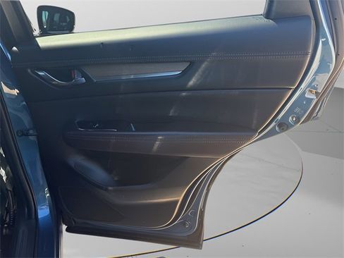 Used 2022 MAZDA CX-5 Signature image 11
