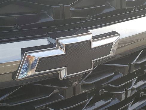 Used 2025 Chevrolet Traverse Z71 w/ Driver Confidence Package image 30