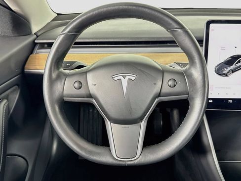 Used 2018 Tesla Model 3 Long Range AWD/4WD image 18