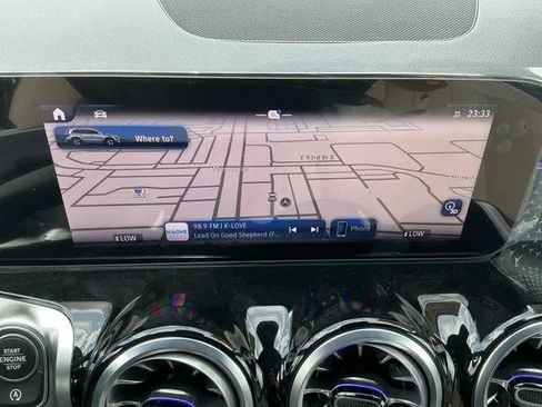 New 2025 Mercedes-Benz GLB 250 image 19