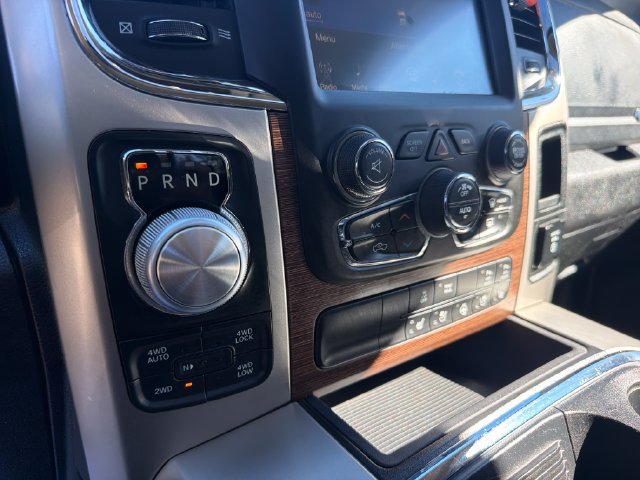 Used 2017 RAM 1500 Laramie w/ Convenience Group AWD/4WD image 26