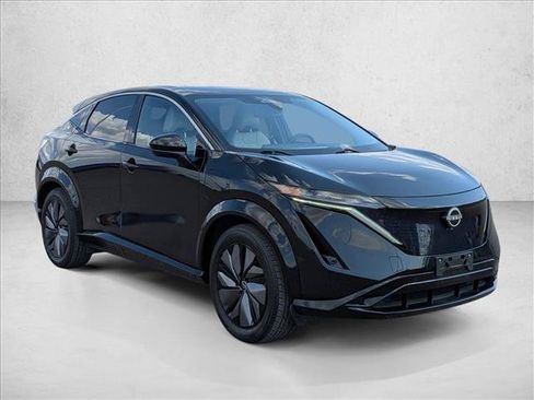 Used 2023 Nissan Ariya FWD image 3
