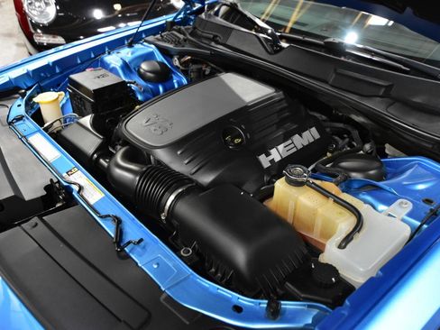 Used 2009 Dodge Challenger R/T RWD image 44