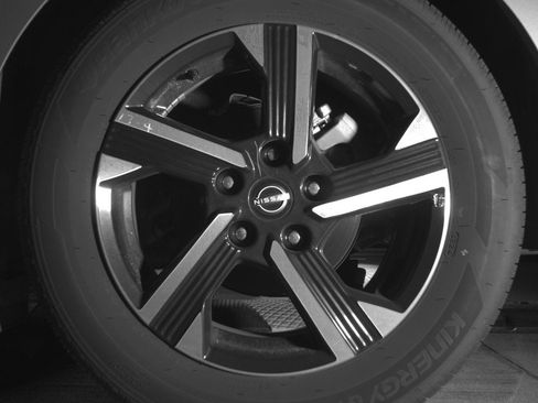 Used 2025 Nissan Sentra SV image 14