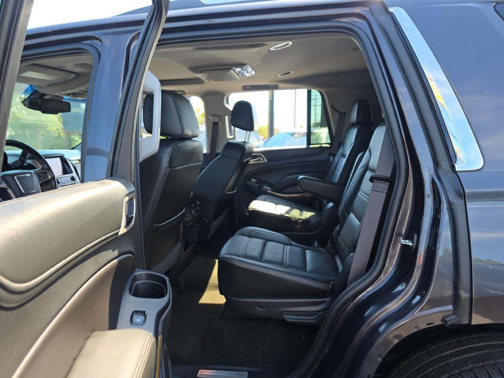 Used 2017 GMC Yukon Denali w/ Open Road Package AWD/4WD image 6