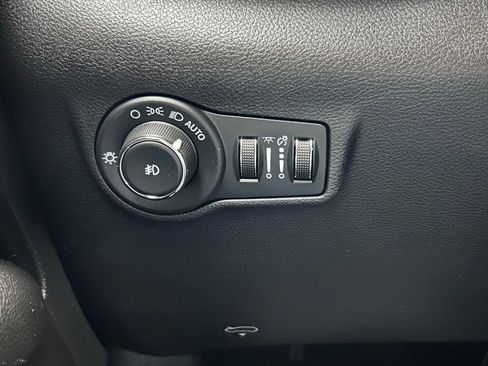 Used 2023 Jeep Compass Trailhawk image 26