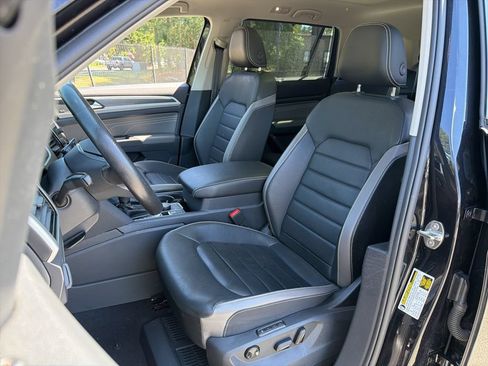 Used 2022 Volkswagen Atlas SEL Premium AWD/4WD image 18