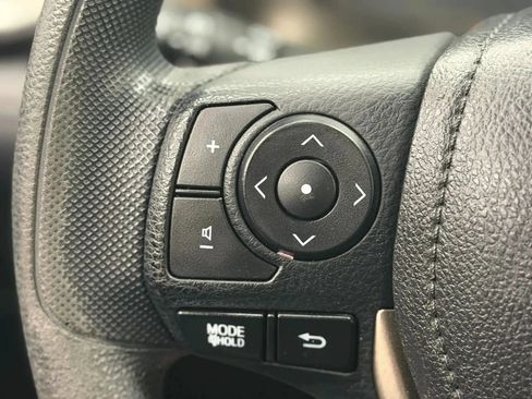 Used 2013 Toyota RAV4 XLE AWD/4WD image 24