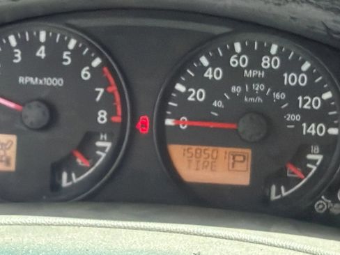 Used 2012 Nissan Frontier SV AWD/4WD image 8