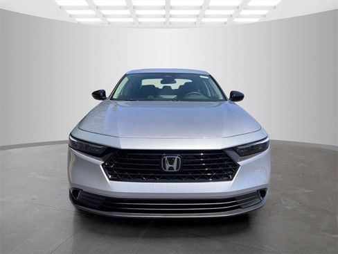 New 2025 Honda Accord SE image 2