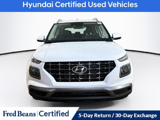 Certified 2026 Hyundai Venue SEL FWD image 2