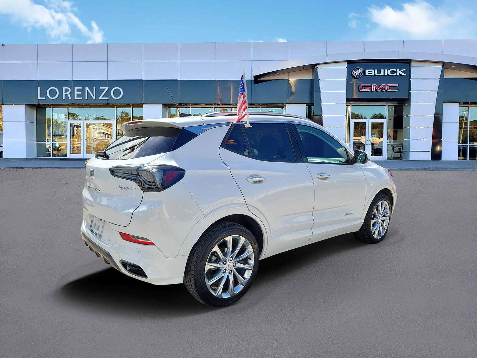 Used 2024 Buick Encore GX Avenir w/ Avenir Convenience Package FWD image 5