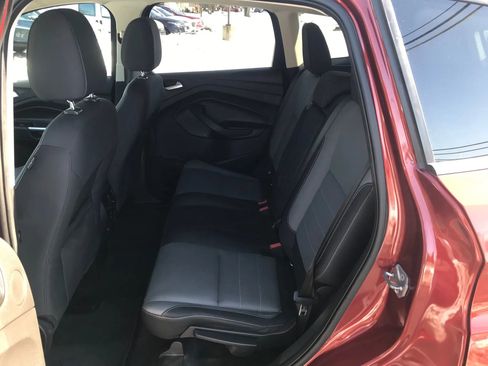 Used 2016 Ford Escape SE w/ Equipment Group 201A image 32