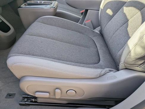 New 2026 Hyundai Ioniq 5 SE image 4