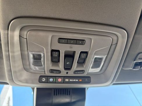 Used 2025 Chevrolet Silverado 1500 LTZ w/ LTZ Premium Package AWD/4WD image 25