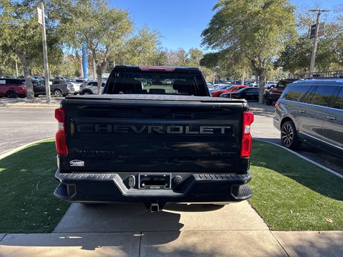 Used 2022 Chevrolet Silverado 1500 Custom w/ LPO, Dark Essentials Package image 6